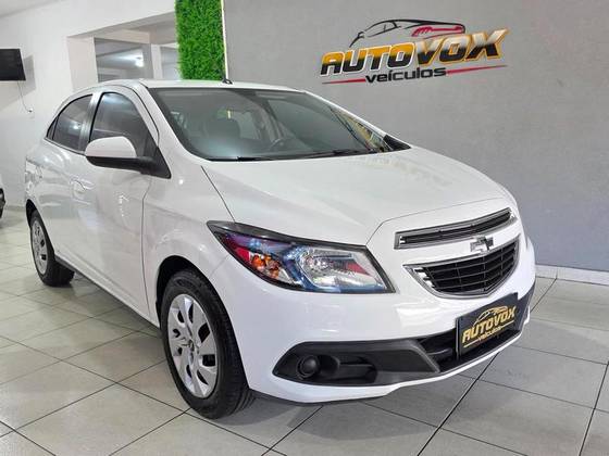 CHEVROLET ONIX 1.4 MPFI LT 8V FLEX 4P MANUAL